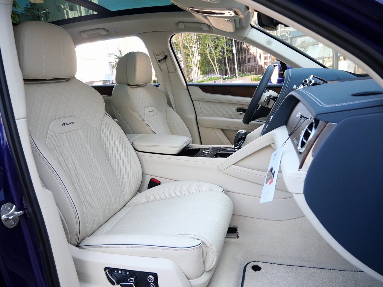 2023 Bentley Bentayga Azure Azure Lawrence KS