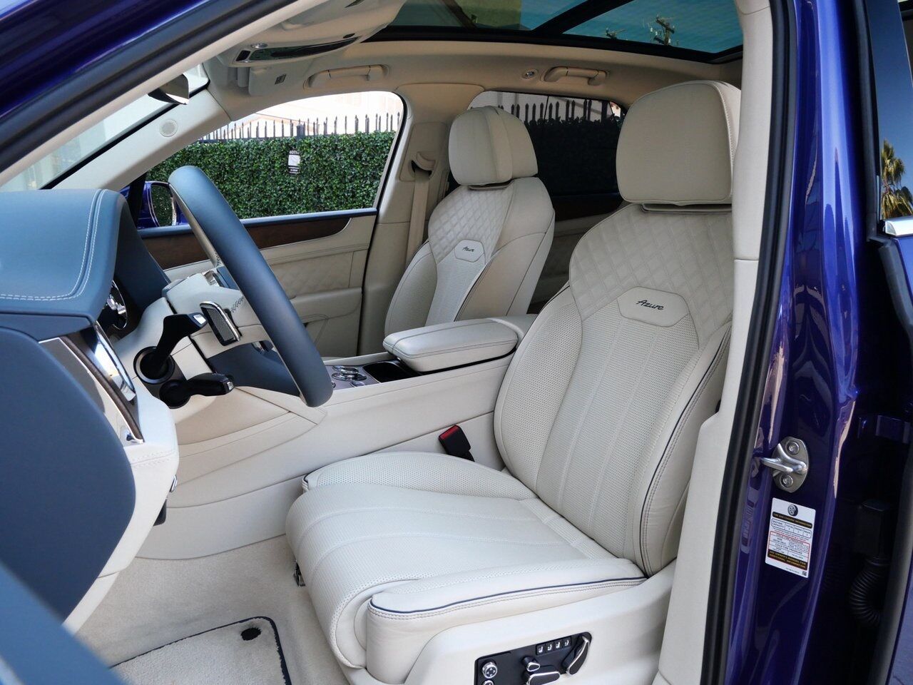 2023 Bentley Bentayga Azure Azure Lawrence KS