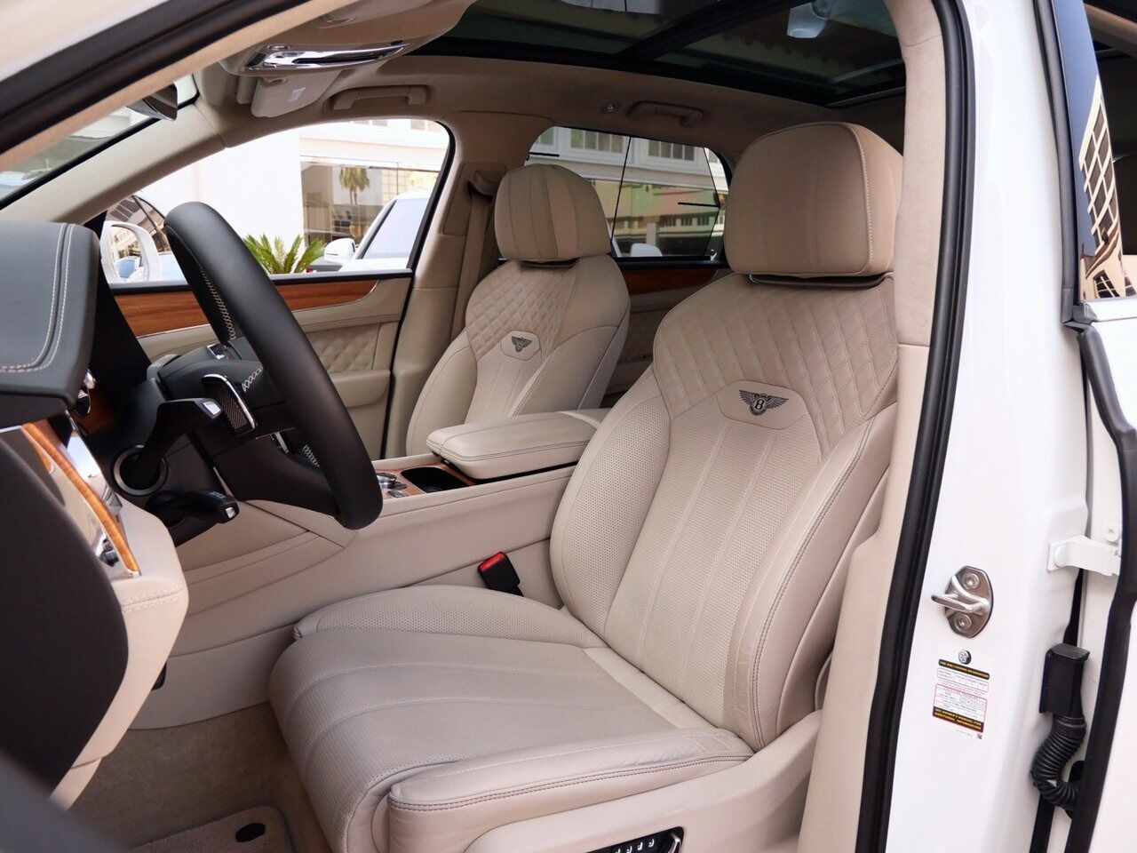 2023 Bentley Bentayga Azure Azure Lawrence KS