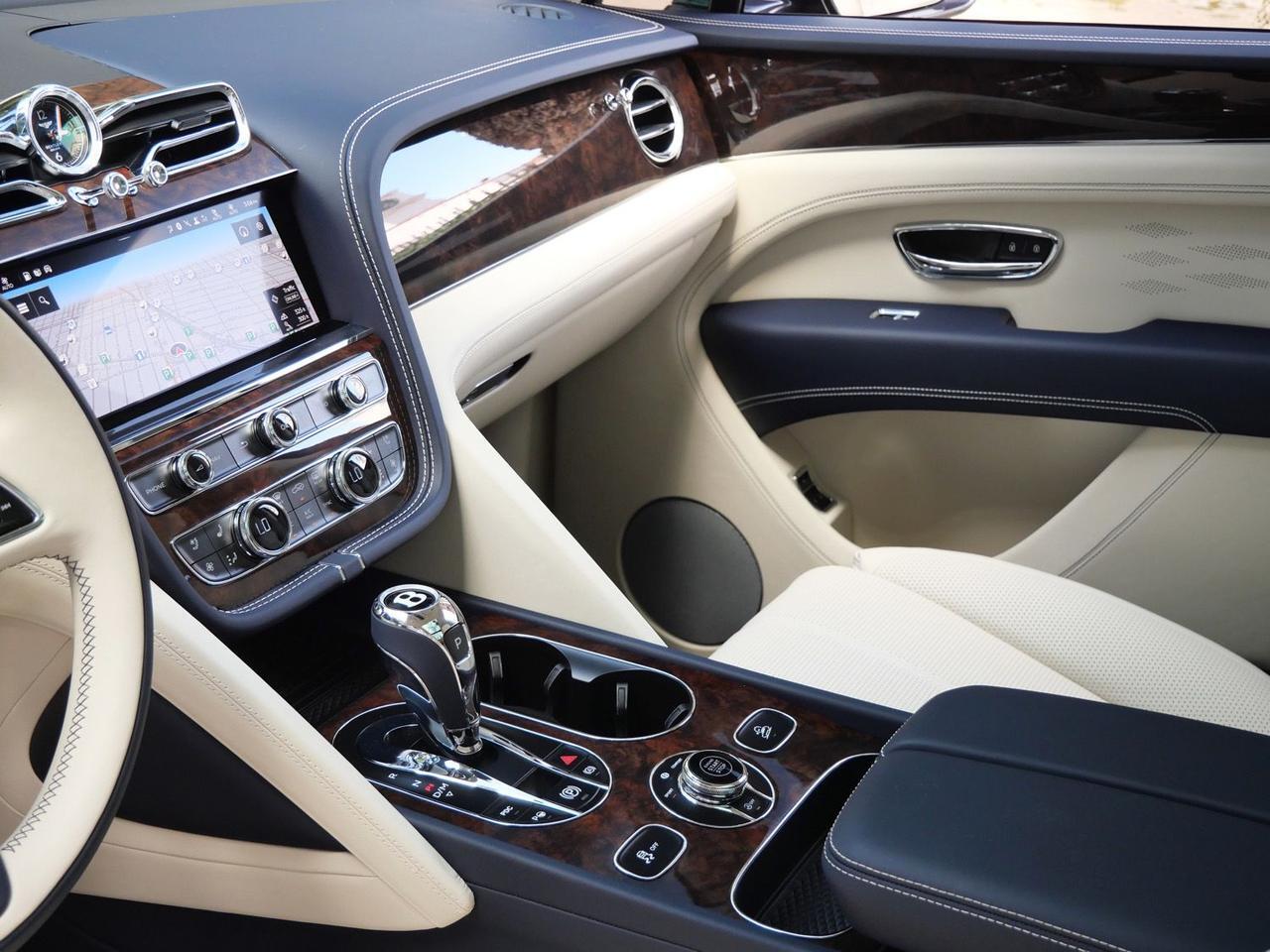 2023 Bentley Bentayga EWB Lawrence KS