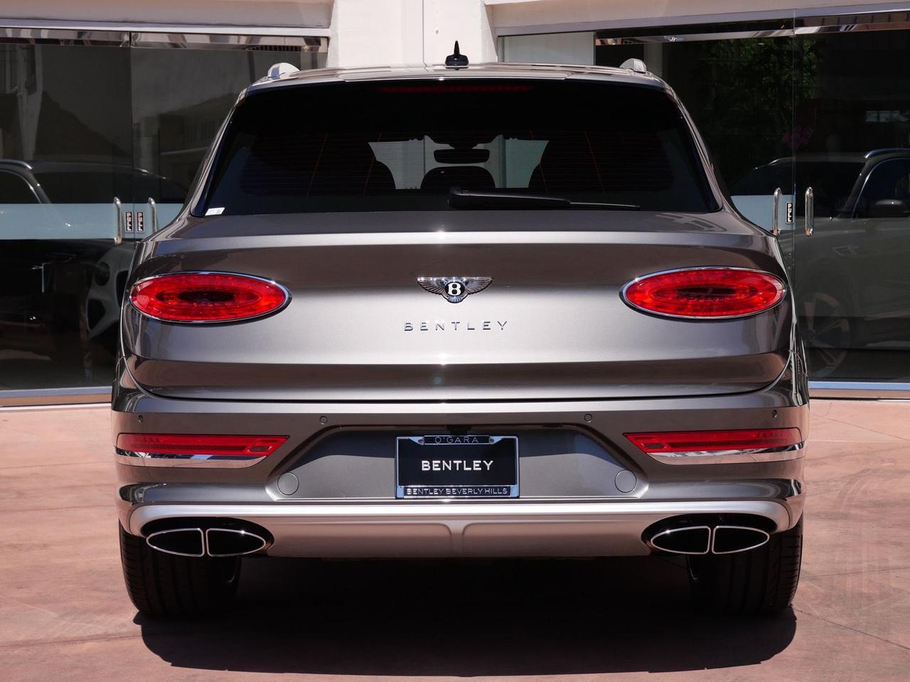 2023 Bentley Bentayga EWB Azure Azure Lawrence KS