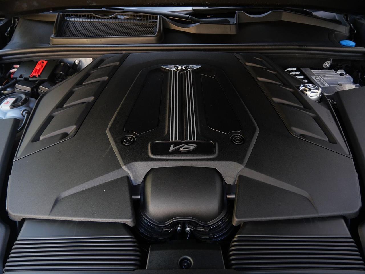 2023 Bentley Bentayga EWB Azure Azure Lawrence KS