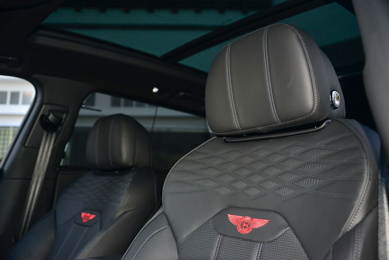 2023 Bentley Bentayga EWB Azure Azure Lawrence KS