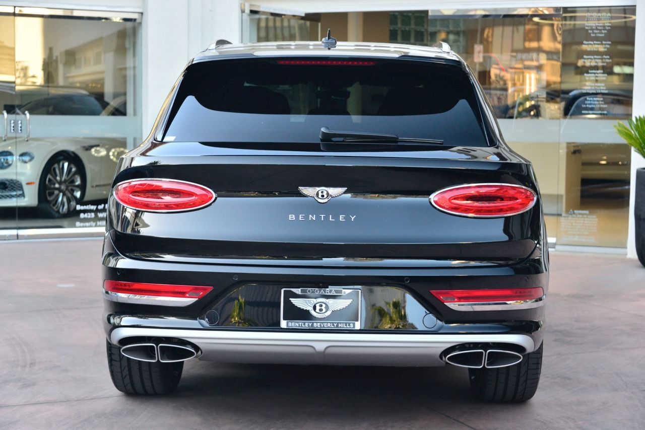 2023 Bentley Bentayga EWB Azure Azure Lawrence KS