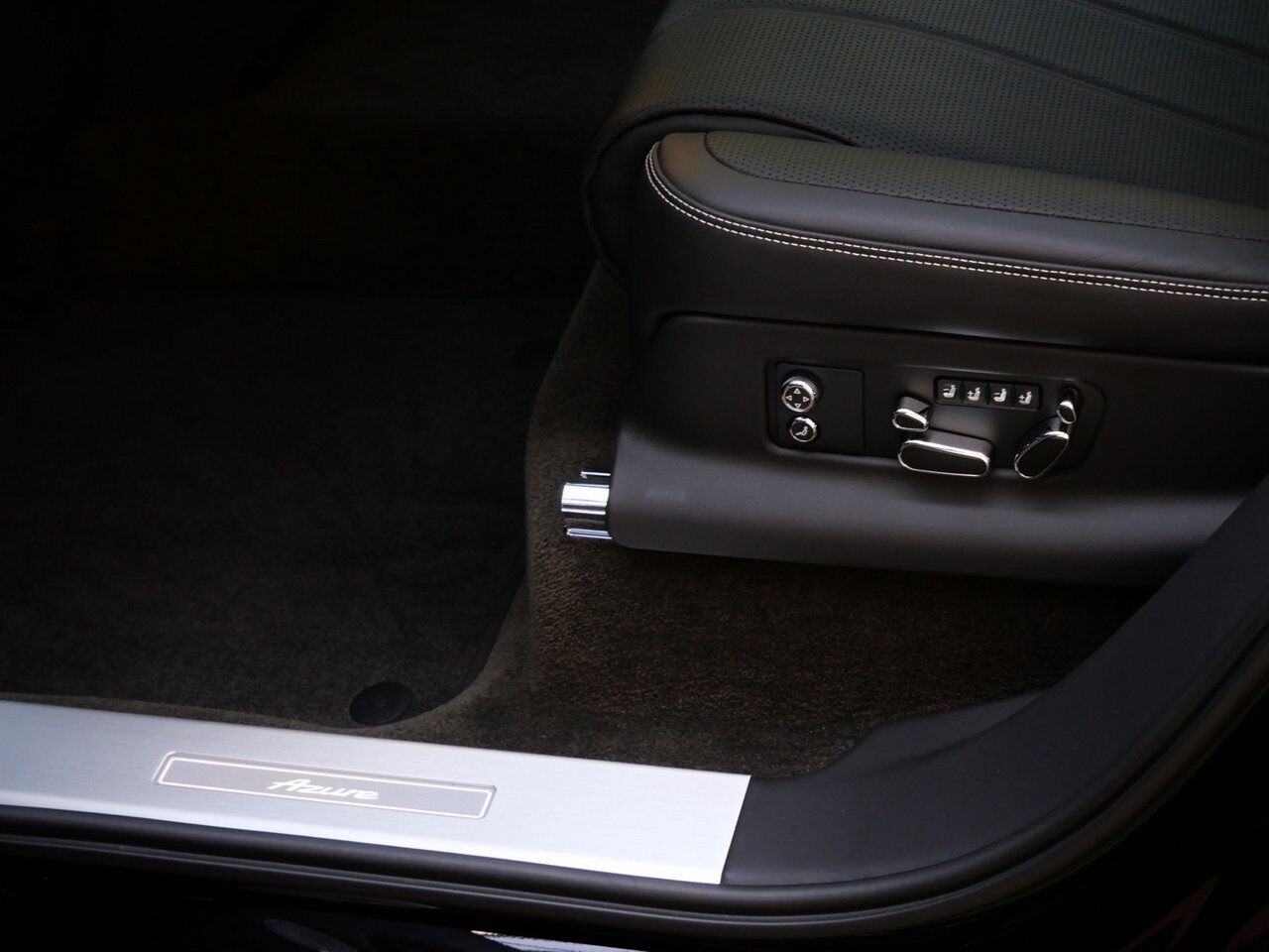 2023 Bentley Bentayga EWB Azure First Edition Azure First Edition Lawrence KS