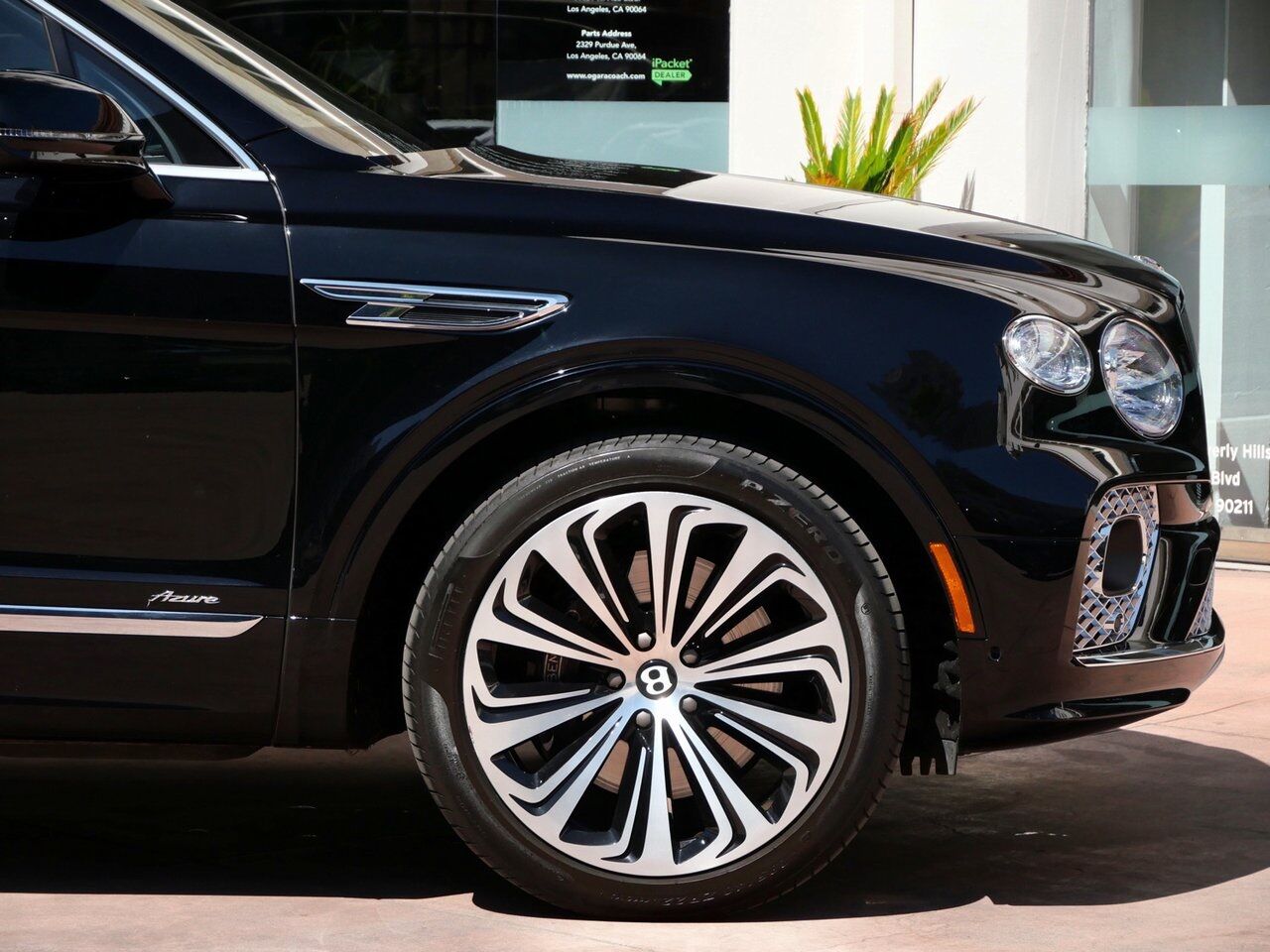 2023 Bentley Bentayga EWB Azure First Edition Azure First Edition Lawrence KS
