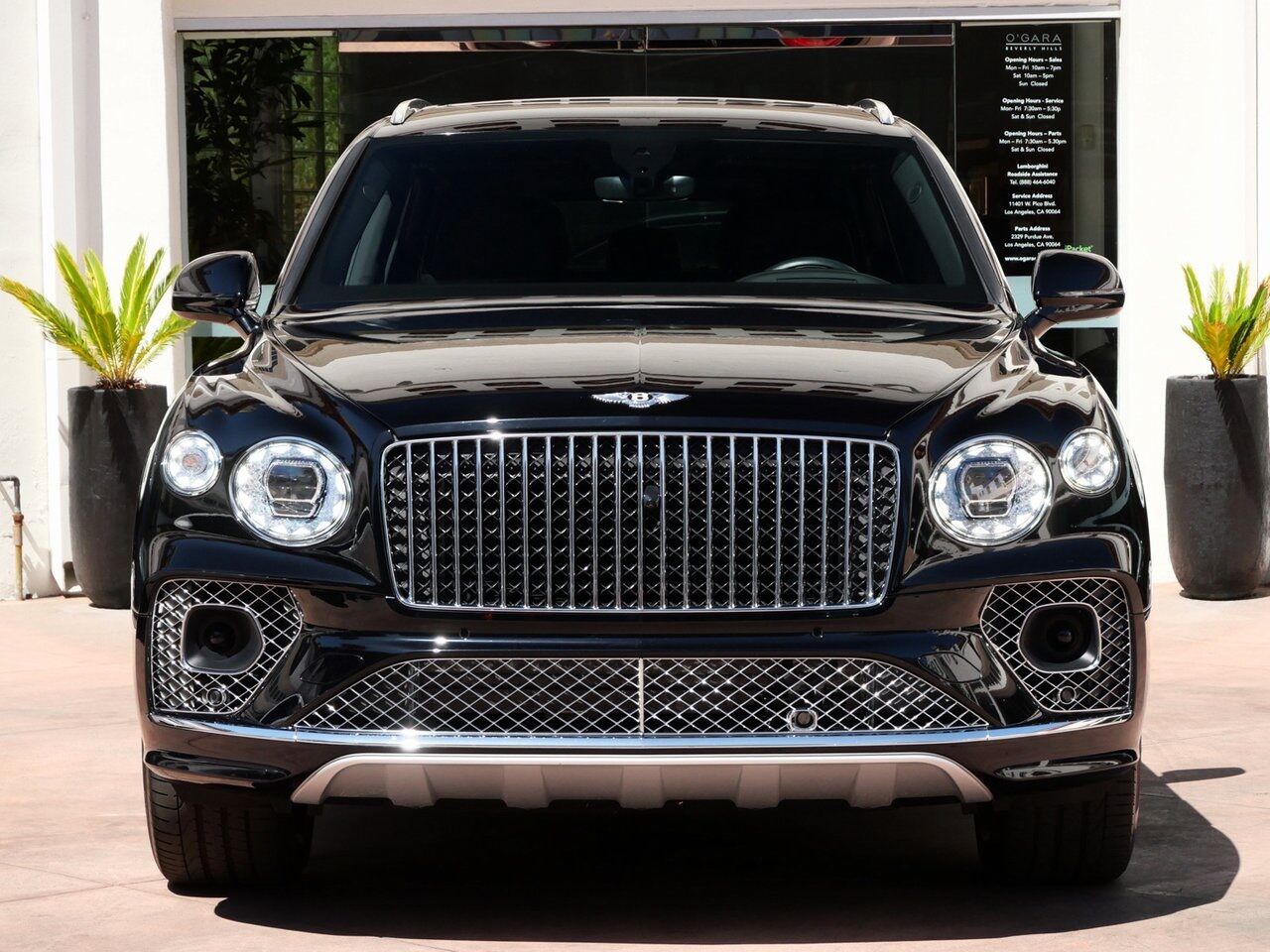 2023 Bentley Bentayga EWB Azure First Edition Azure First Edition Lawrence KS