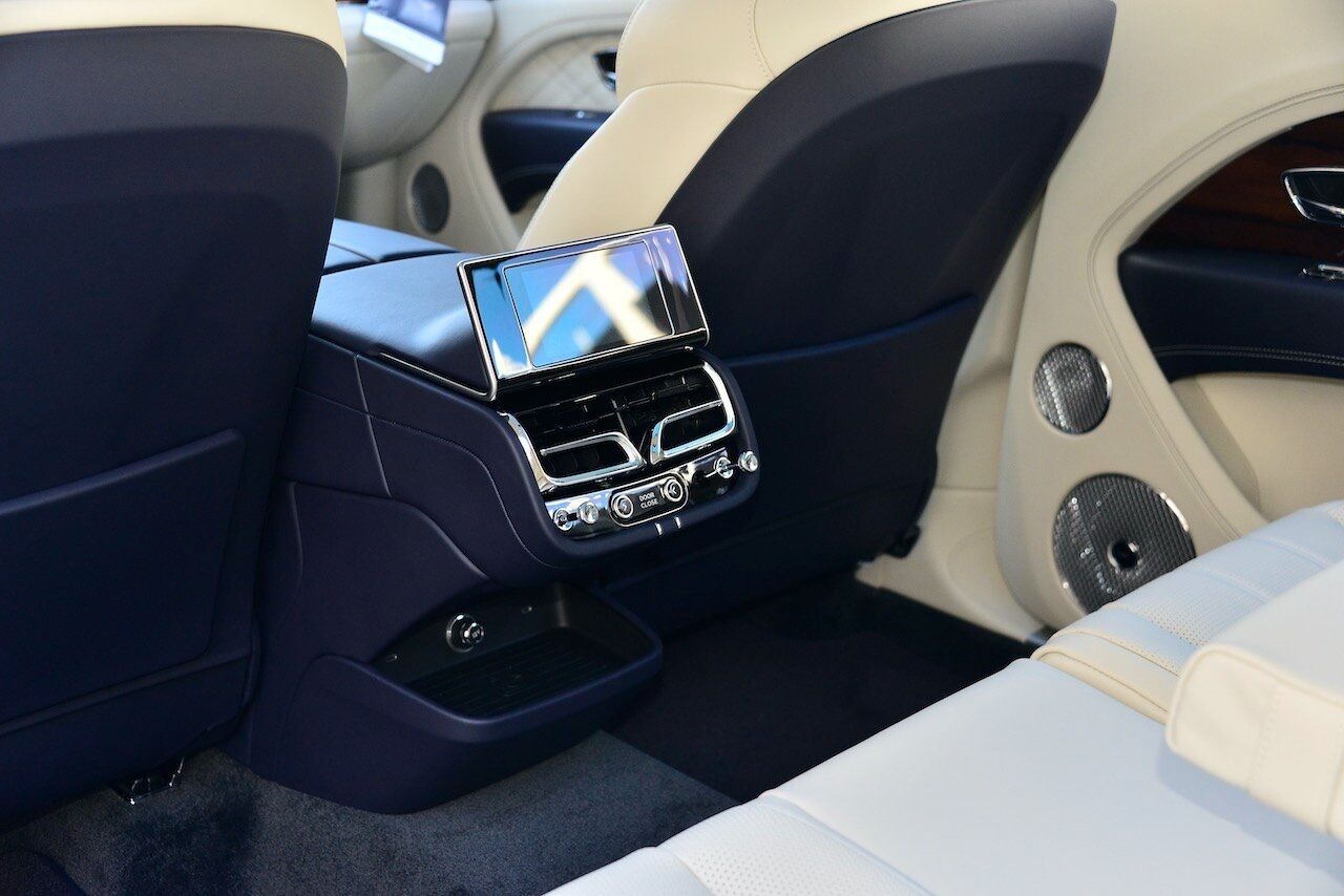 2023 Bentley Bentayga EWB Azure First Edition Azure First Edition Lawrence KS