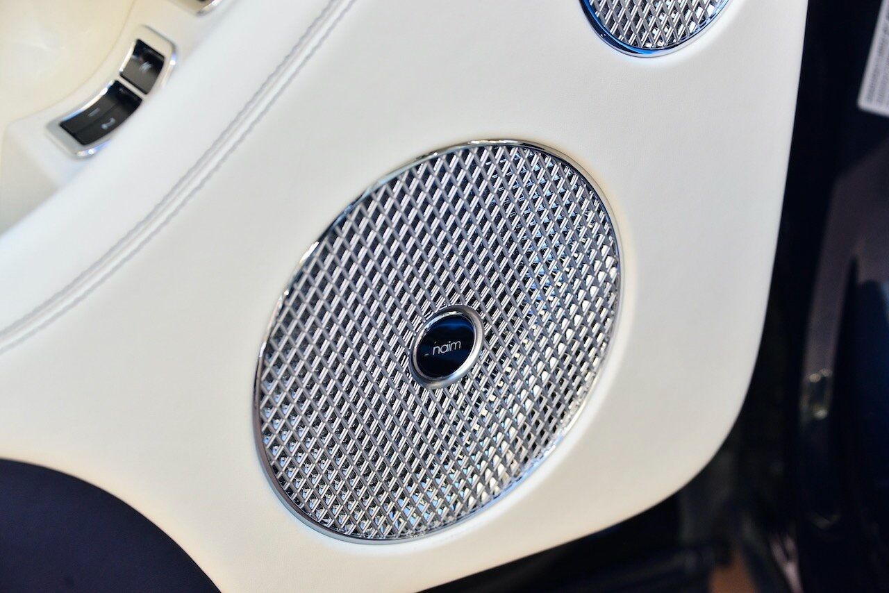 2023 Bentley Bentayga EWB Azure First Edition Azure First Edition Lawrence KS