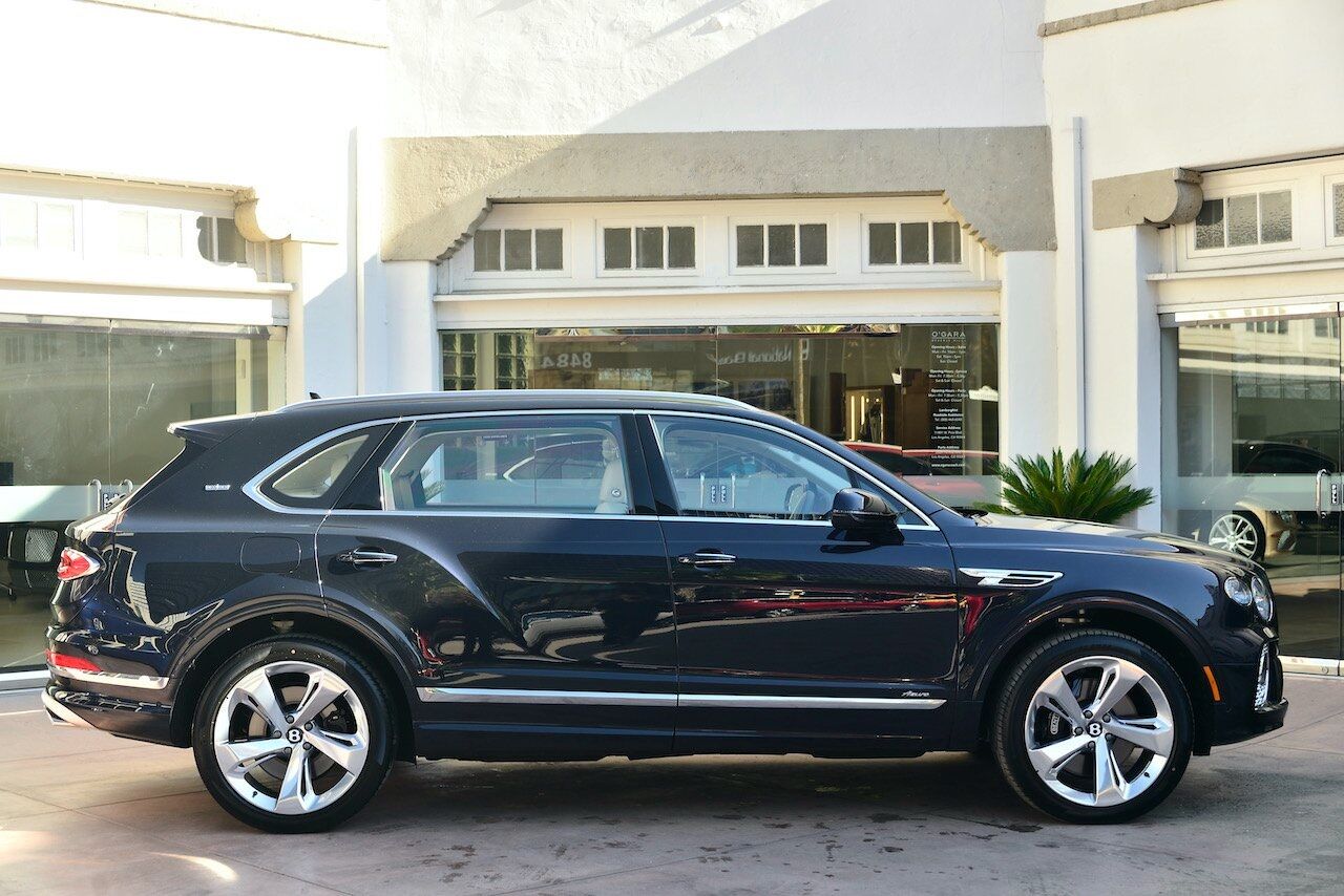 2023 Bentley Bentayga EWB Azure First Edition Azure First Edition Lawrence KS