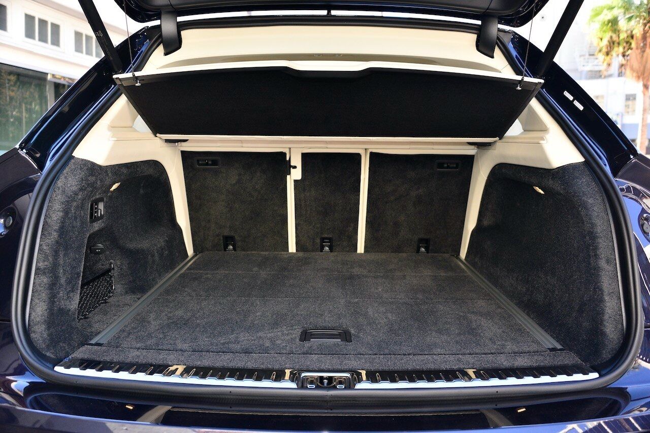 2023 Bentley Bentayga EWB Azure First Edition Azure First Edition Lawrence KS