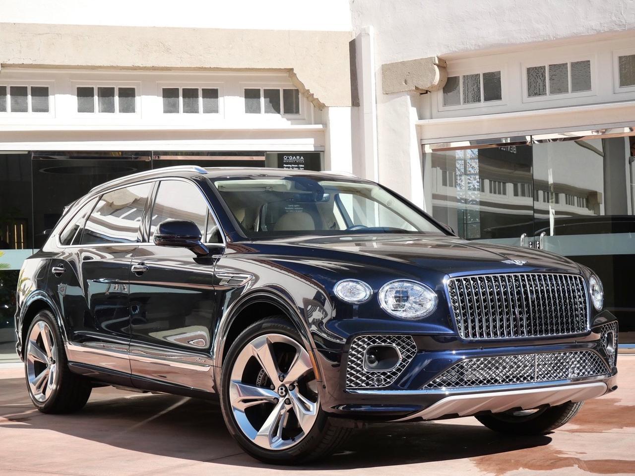 2023 Bentley Bentayga EWB Azure First Edition Azure First Edition Lawrence KS