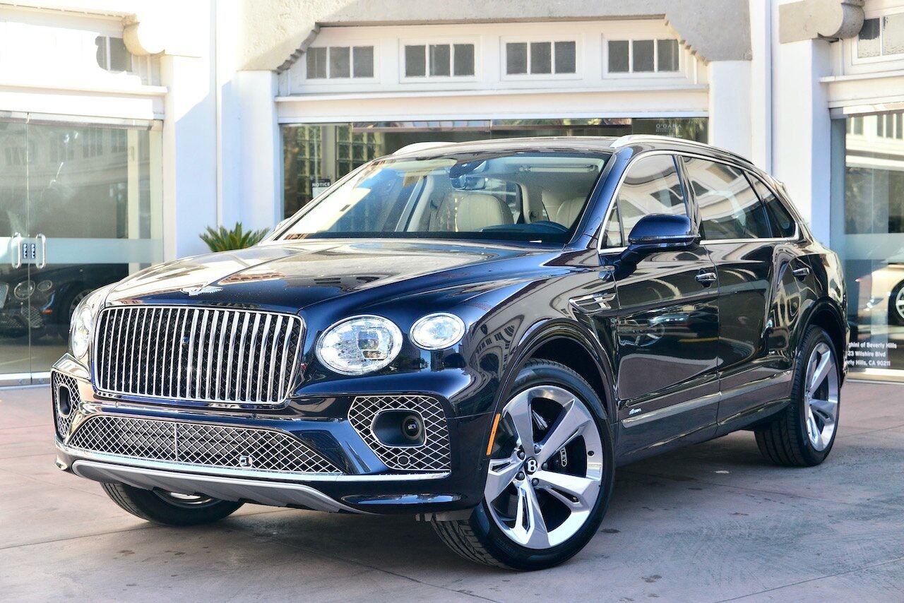 2023 Bentley Bentayga EWB Azure First Edition Azure First Edition Lawrence KS