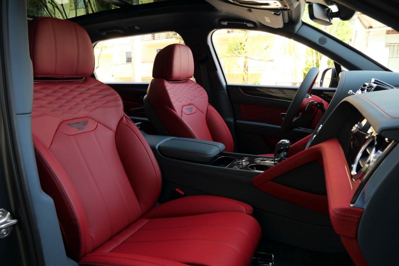 2023 Bentley Bentayga EWB Azure First Edition Azure First Edition Lawrence KS