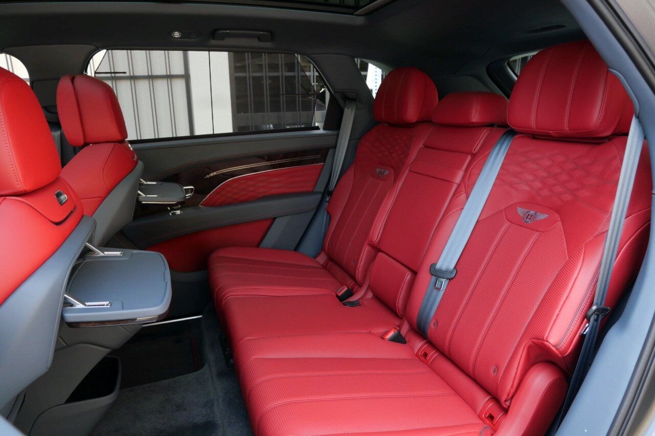 2023 Bentley Bentayga EWB Azure First Edition Azure First Edition Lawrence KS