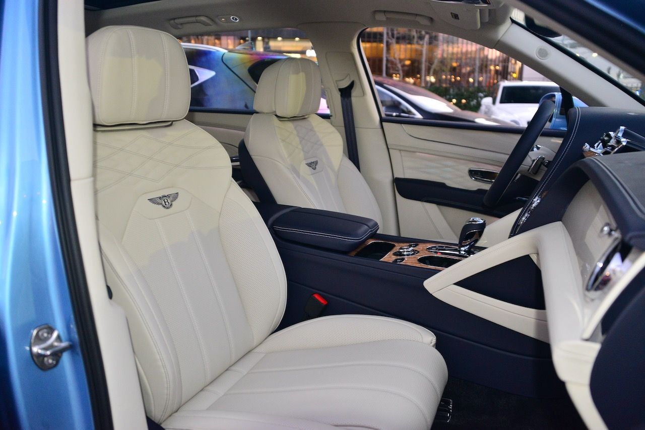 2023 Bentley Bentayga EWB Azure First Edition Azure First Edition Lawrence KS