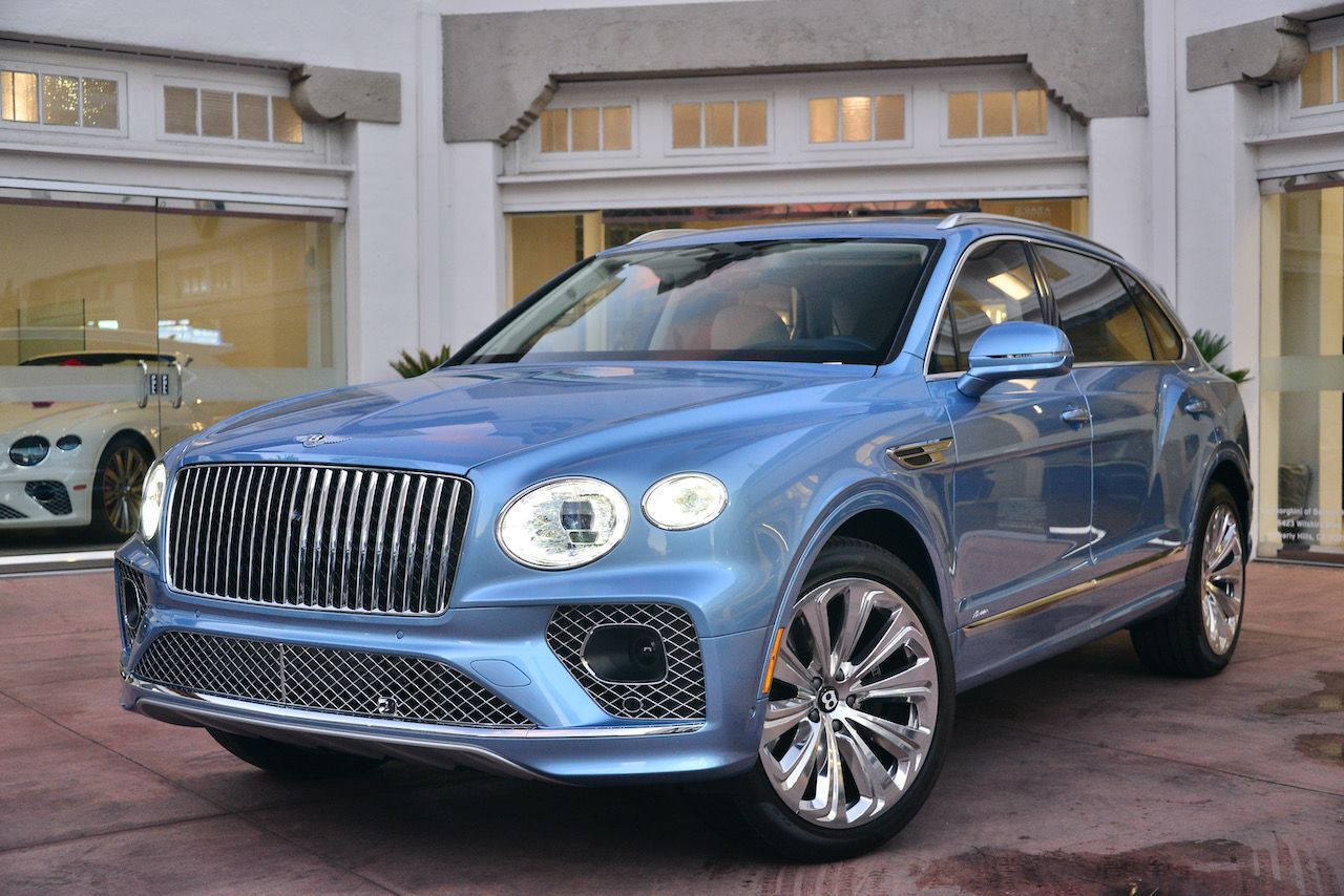 2023 Bentley Bentayga EWB Azure First Edition Azure First Edition Lawrence KS