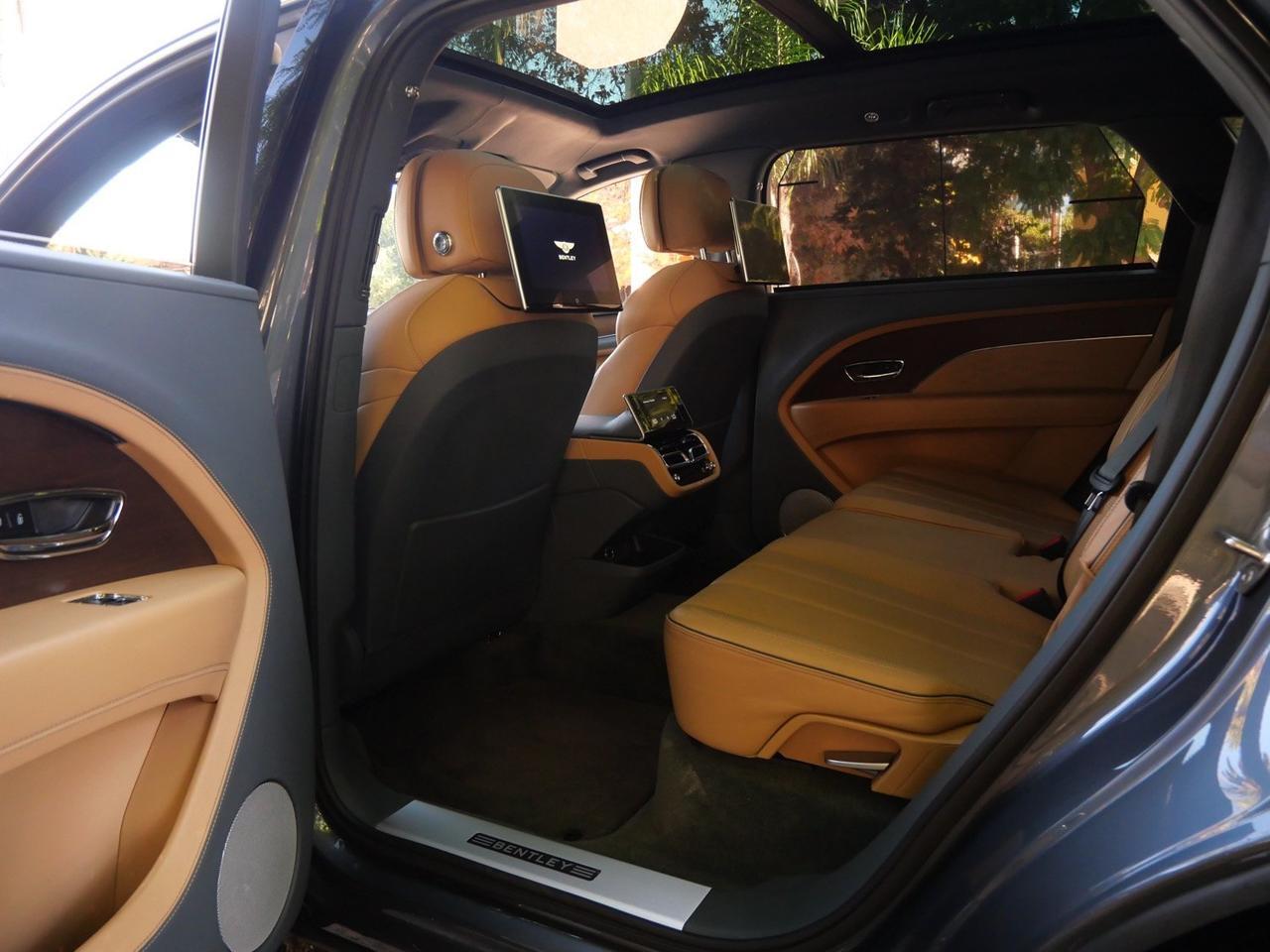 2023 Bentley Bentayga EWB V8 V8 Lawrence KS