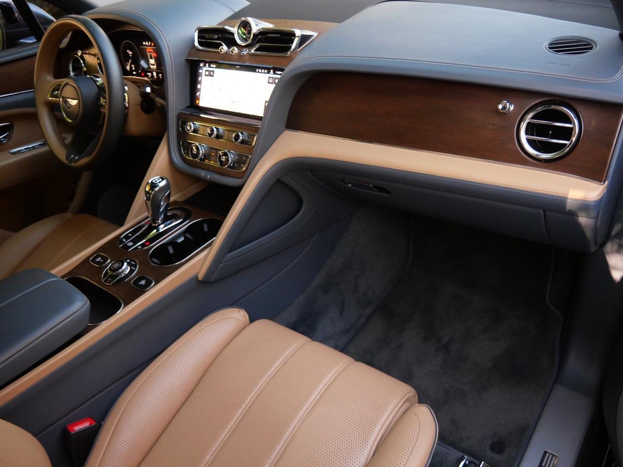 2023 Bentley Bentayga EWB V8 V8 Lawrence KS