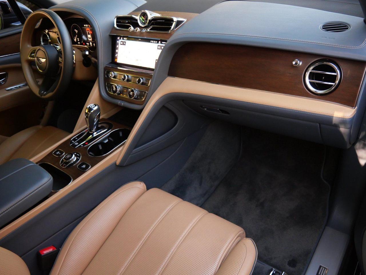 2023 Bentley Bentayga EWB V8 V8 Lawrence KS