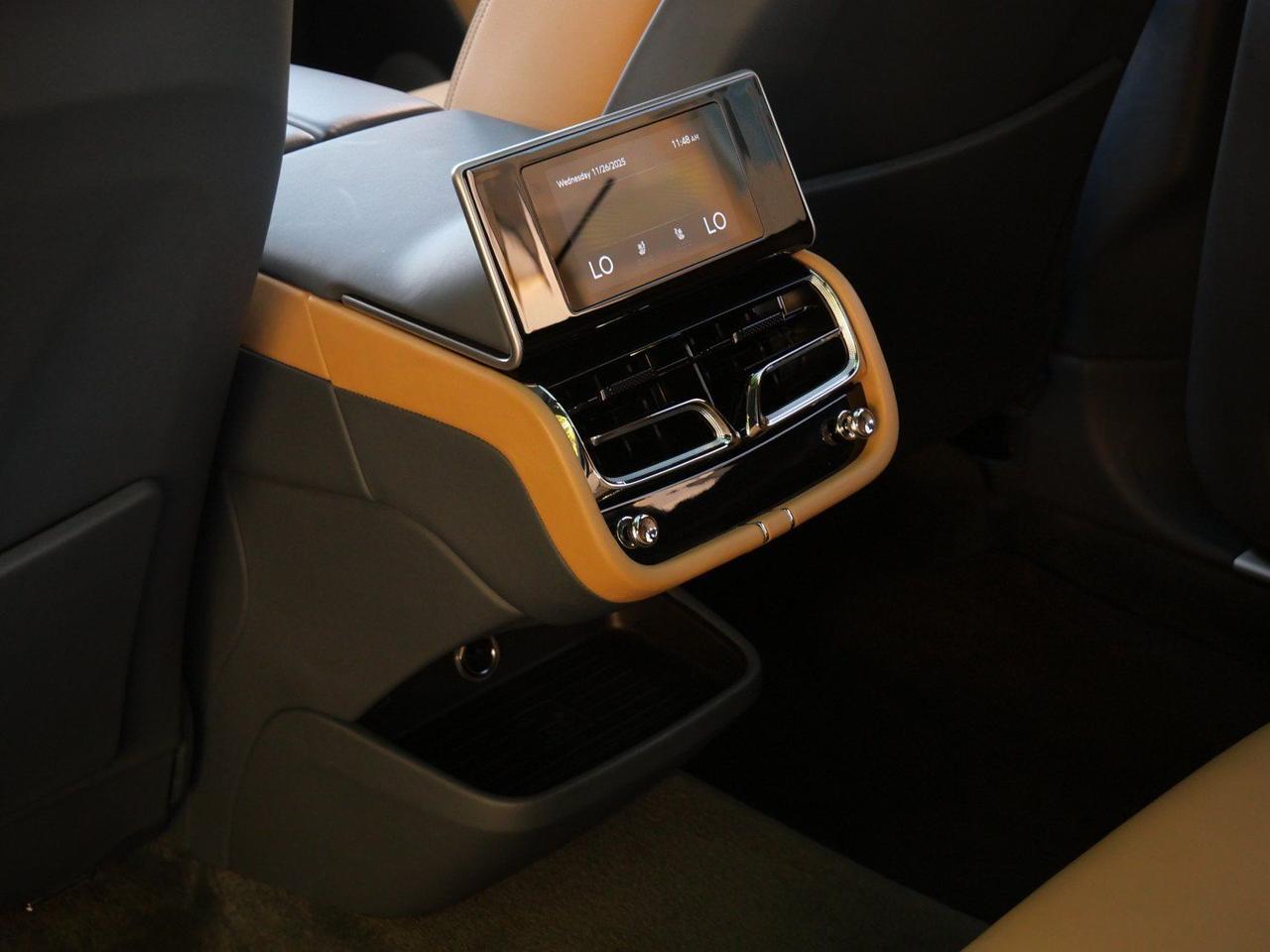 2023 Bentley Bentayga EWB V8 V8 Lawrence KS