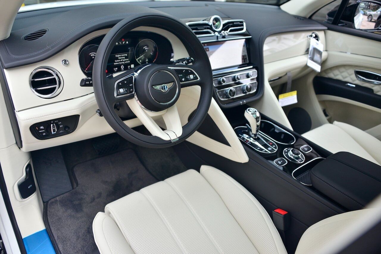 2023 Bentley Bentayga S S Lawrence KS