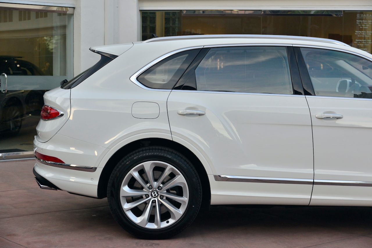 2023 Bentley Bentayga V8 V8 Lawrence KS