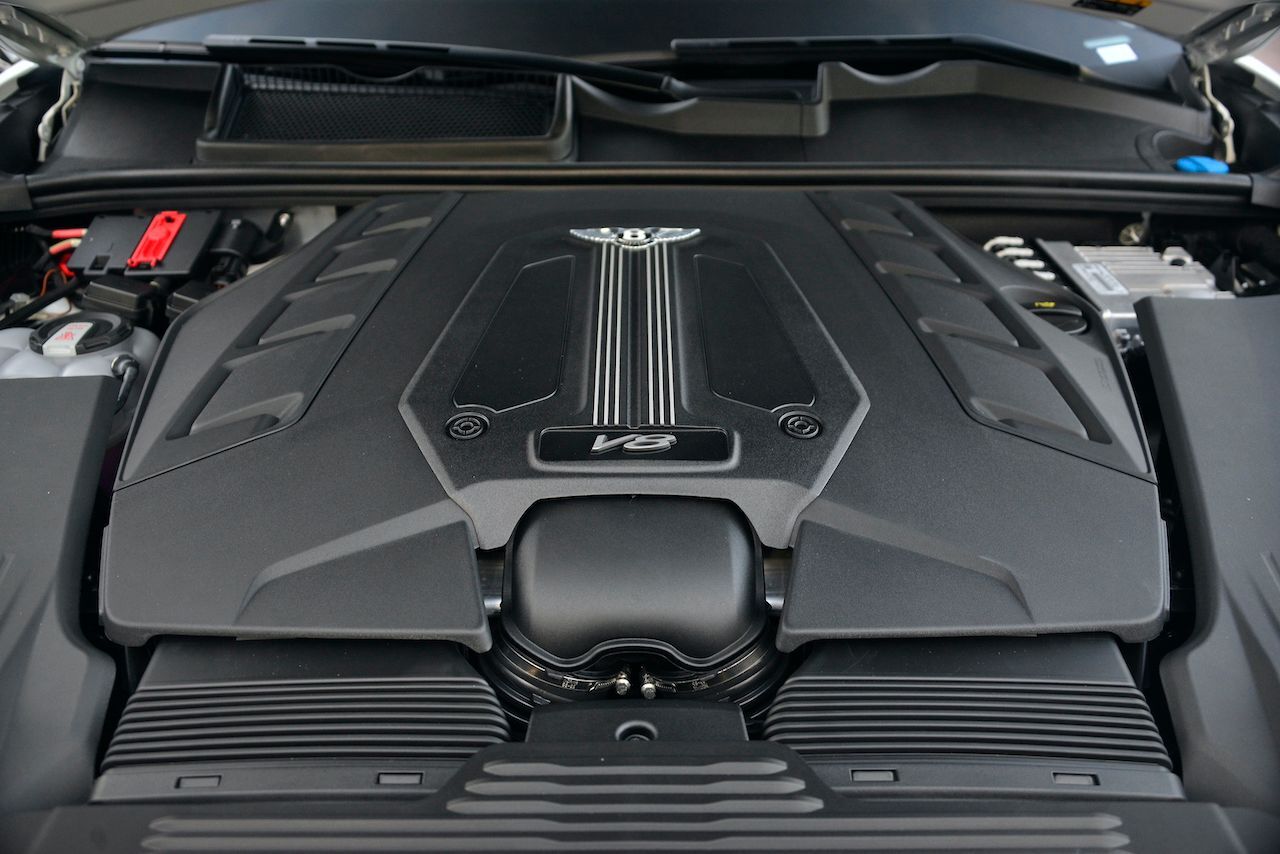 2023 Bentley Bentayga V8 V8 Lawrence KS