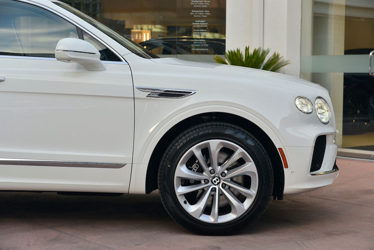 2023 Bentley Bentayga V8 V8 Lawrence KS