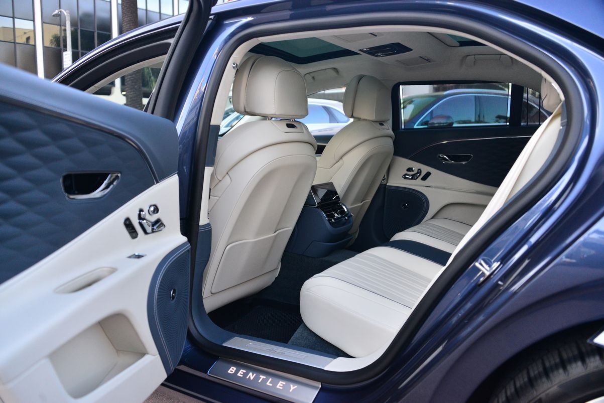 2023 Bentley Flying Spur Azure Azure Lawrence KS