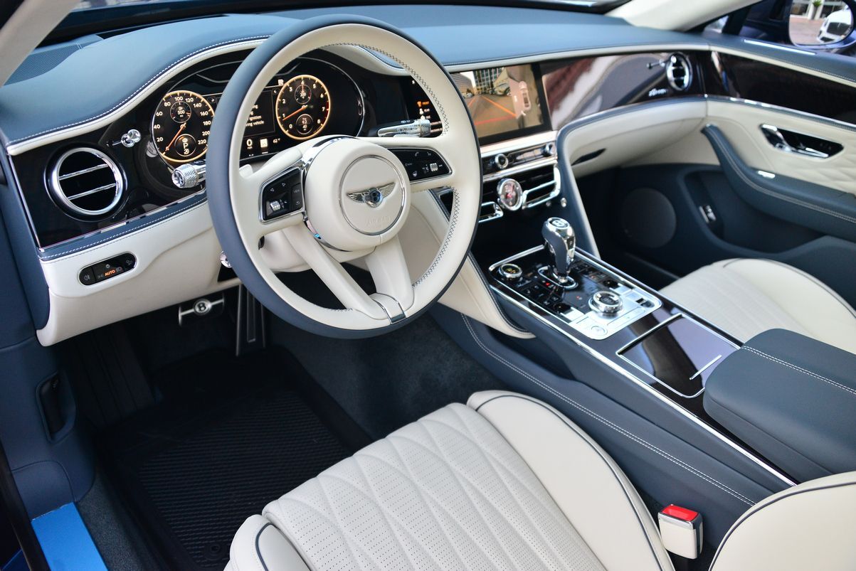 2023 Bentley Flying Spur Azure Azure