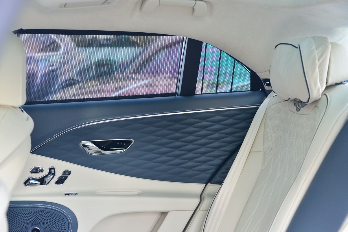 2023 Bentley Flying Spur Azure Azure Lawrence KS