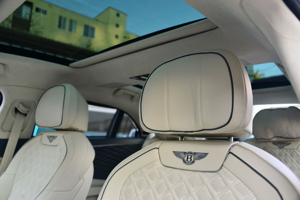 2023 Bentley Flying Spur Azure Azure Lawrence KS