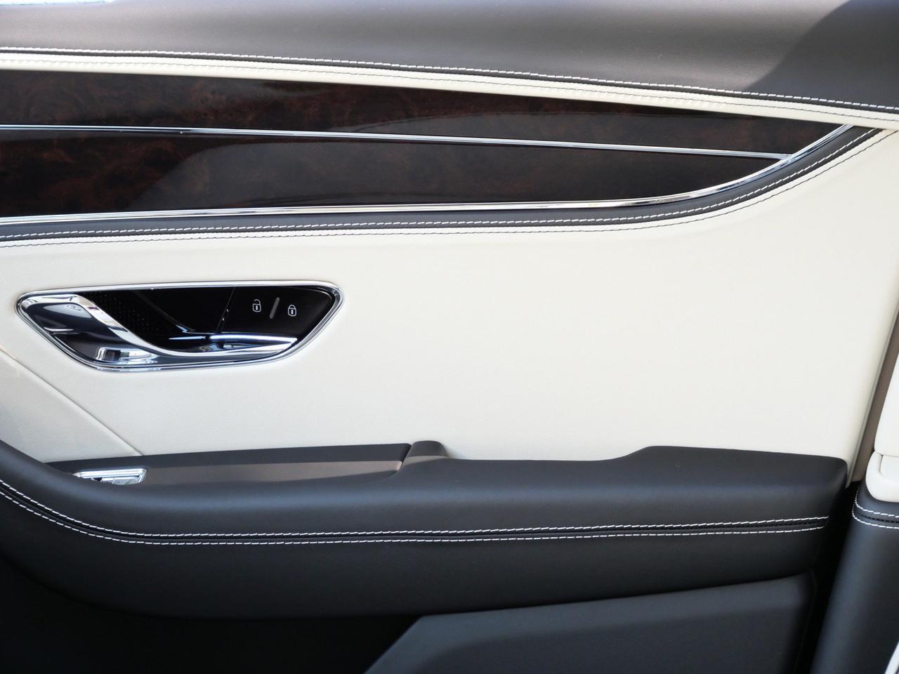2023 Bentley Flying Spur Hybrid Lawrence KS