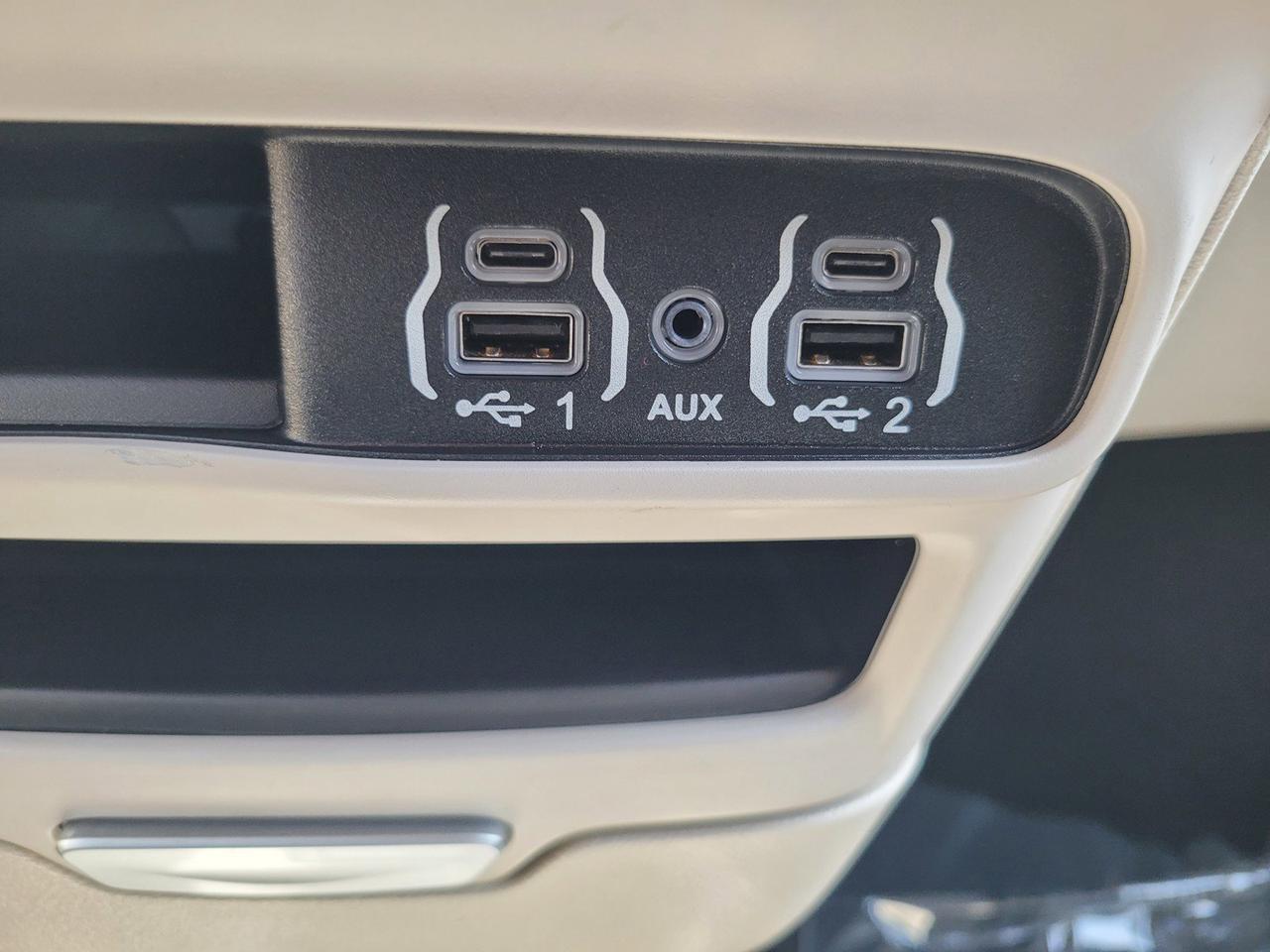 2023 CHRYSLER PACIFICA TOURING L Roseville CA