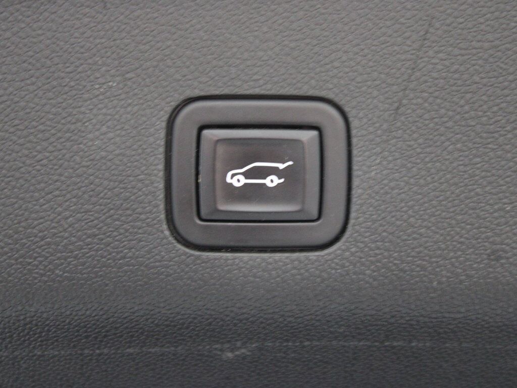 2023 Cadillac Escalade Premium Luxury Platinum 4WD Fond du Lac WI 2023 Cadillac Escalade Premium Luxury Platinum 4WD Fond du Lac WI