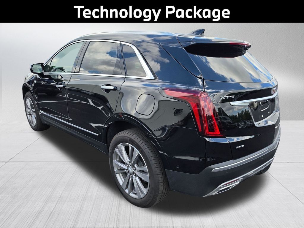 2023 Cadillac XT5 Premium Luxury