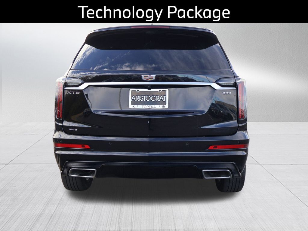 2023 Cadillac XT6 Sport