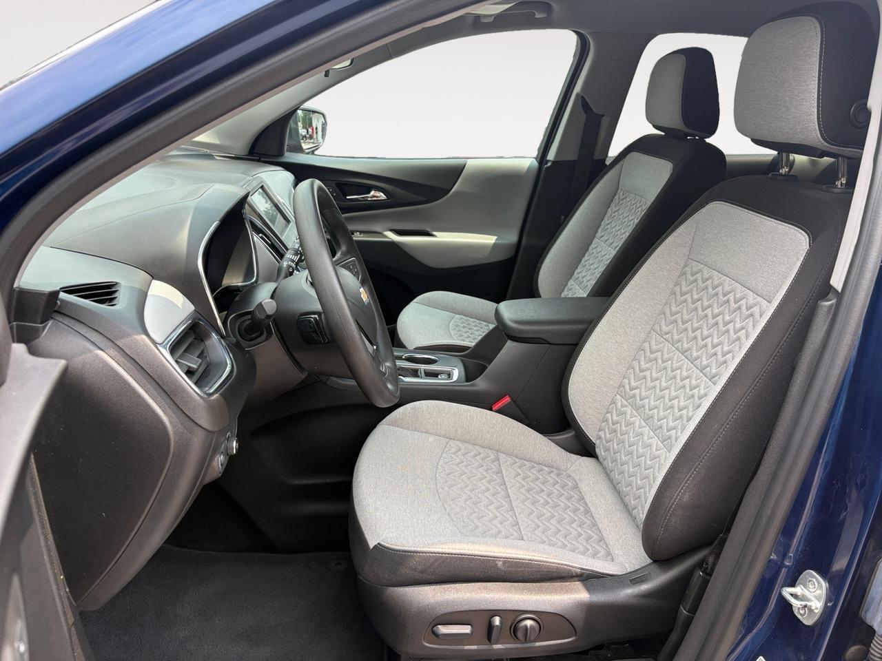 2023 Chevrolet Equinox LT, LANE KEEP ASSIST, FORWARD COLLISION ALERT, AUTOMATIC EMERGENCY BRAKING, BACKUP CAMERA, APPLE CARPLAY/ANDROID AUTO, PUSH BUTTON START, POWER SEATS, CLEAN CARFAX, UNIQUE, STYLE, A RIDE FOR YOU! Virginia Beach VA 2023 Chevrolet Equinox LT, LANE KEEP ASSIST, FORWARD COLLISION ALERT, AUTOMATIC EMERGENCY BRAKING, BACKUP CAMERA, APPLE CARPLAY/ANDROID AUTO, PUSH BUTTON START, POWER SEATS, CLEAN CARFAX, UNIQUE, STYLE, A RIDE FOR YOU! Virginia Beach VA