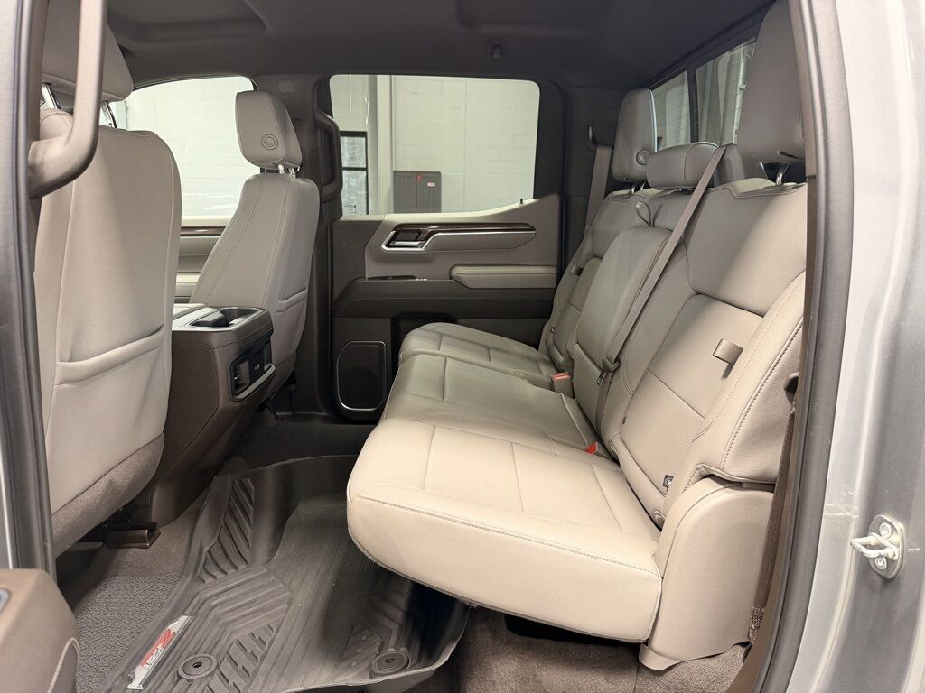 2023 Chevrolet Silverado 1500 4x4 Crew Cab RST Minocqua WI 2023 Chevrolet Silverado 1500 4x4 Crew Cab RST Minocqua WI