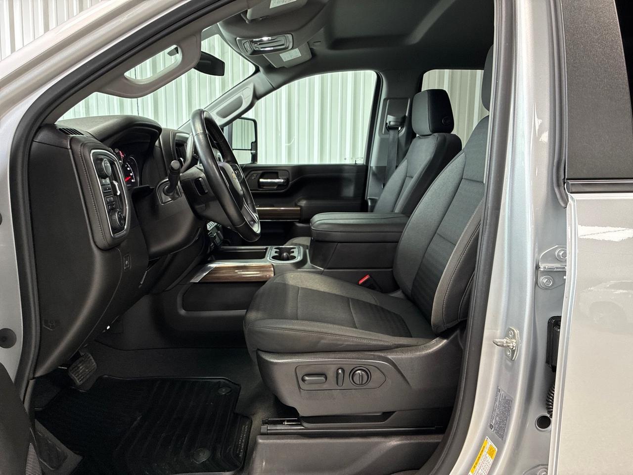 2023 Chevrolet Silverado 2500HD LT, 4x4, Diesel, Conv. Pkg, Z71 Pkg, Ranch Hand Bumpers, Toolbox, Headache Rack Houston TX 2023 Chevrolet Silverado 2500HD LT, 4x4, Diesel, Conv. Pkg, Z71 Pkg, Ranch Hand Bumpers, Toolbox, Headache Rack Houston TX