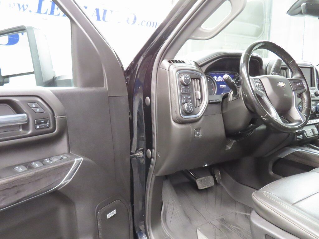 2023 Chevrolet Silverado 3500HD 4x4 Crew Cab LTZ SRW Fond du Lac WI 2023 Chevrolet Silverado 3500HD 4x4 Crew Cab LTZ SRW Fond du Lac WI