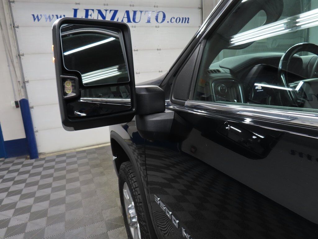 2023 Chevrolet Silverado 3500HD 4x4 Crew Cab LTZ SRW Fond du Lac WI 2023 Chevrolet Silverado 3500HD 4x4 Crew Cab LTZ SRW Fond du Lac WI