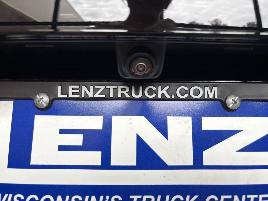 2023 Chevrolet Suburban Z71 4WD Minocqua WI