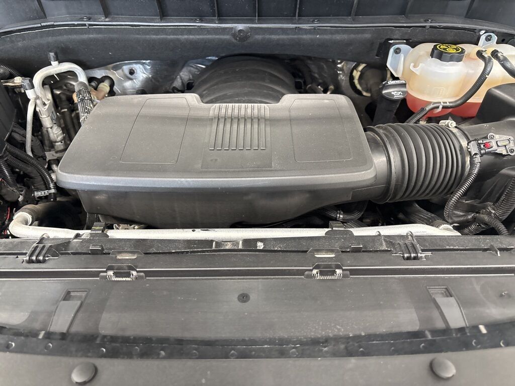 2023 Chevrolet Suburban Z71 4WD Minocqua WI