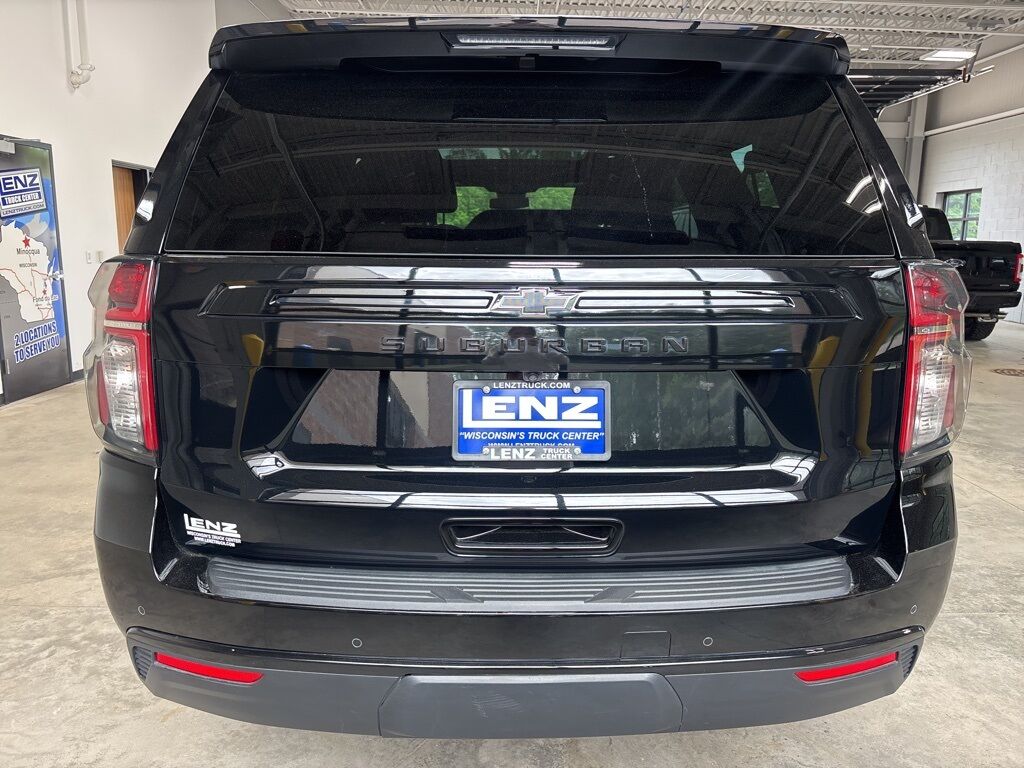 2023 Chevrolet Suburban Z71 4WD Minocqua WI