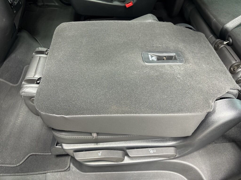 2023 Chevrolet Suburban Z71 4WD Minocqua WI