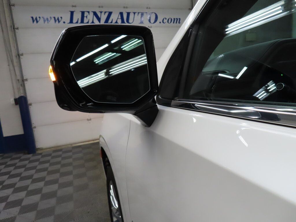 2023 Chevrolet Tahoe High Country 4WD Fond du Lac WI 2023 Chevrolet Tahoe High Country 4WD Fond du Lac WI