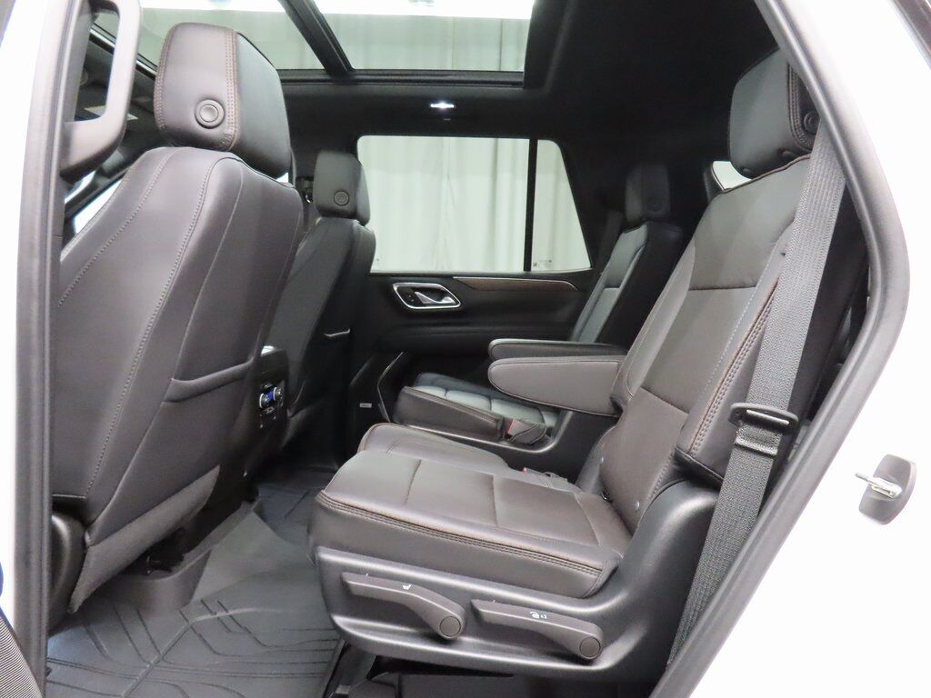 2023 Chevrolet Tahoe High Country 4WD Fond du Lac WI 2023 Chevrolet Tahoe High Country 4WD Fond du Lac WI