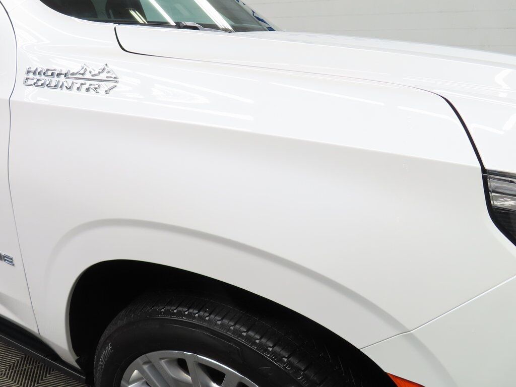2023 Chevrolet Tahoe High Country 4WD Fond du Lac WI 2023 Chevrolet Tahoe High Country 4WD Fond du Lac WI